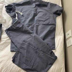 Never been worn Medline scrubs.